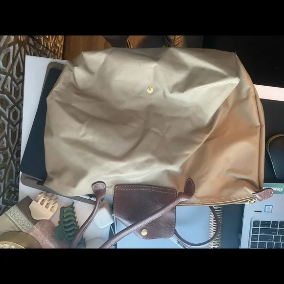 - Beige Long Champ Bag - Picture 4 of 7